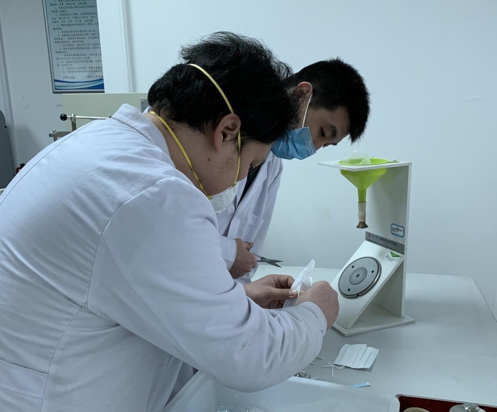 醫用外科口罩帶與罩體連接處斷裂強力測試