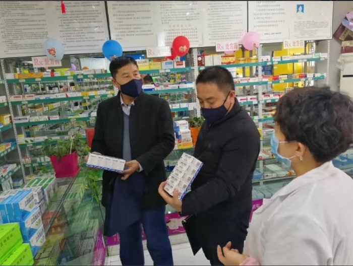 寧夏吳忠市開展疫情防控期間藥品醫療器械價格專項整治 中國食品藥品網 董傳陽 攝 寧夏吳忠市開展疫情防控期間藥品醫療器械價格專項整治 中國食品藥品網 董傳陽 攝