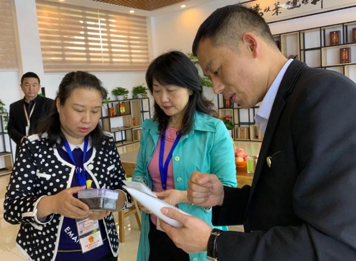 貴陽市市場監管局檢查“非特”化妝品備案企業