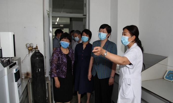 焦紅赴中檢院調研化妝品監管技術支撐體系建設工作