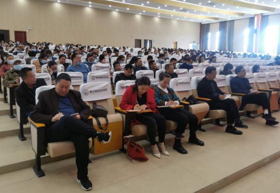 南召縣開展全縣學校食堂創建培訓暨觀摩提升活動