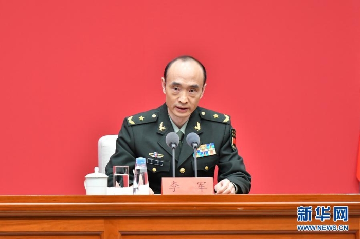 3月23日，中共中央在北京舉行新聞發布會，介紹中國共產黨成立100周年慶祝活動有關情況，并答記者問。這是中央軍委政治工作部主任助理李軍在發布會上介紹有關情況。新華社記者 李鑫 攝