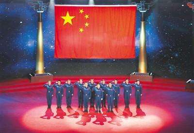 這是中國人民解放軍航天員的資料照片。新華社發