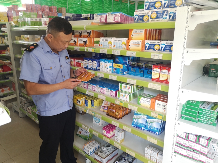 圖為檢查現(xiàn)場。