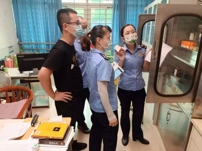 圖為檢查現場。