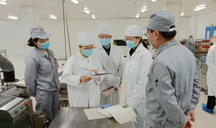 圖為檢查現(xiàn)場。 圖為檢查現(xiàn)場。