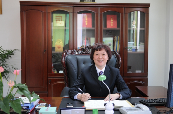 福建省-寧德市-古田縣-福建省寧德市古田同春醫藥有限公司-程鳳容-工作照