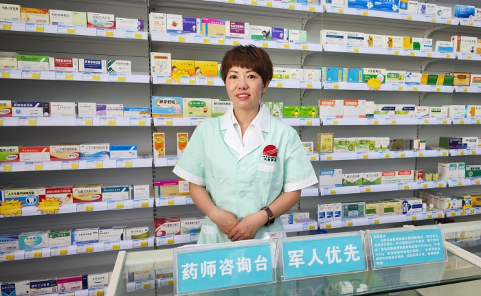 貴州省-.貴州天地康健醫藥有限公司-盧加萍-工作照docx