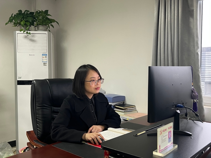 重慶市-太極集團重慶桐君閣藥廠有限公司-喻貴英-工作照 重慶市-太極集團重慶桐君閣藥廠有限公司-喻貴英-工作照