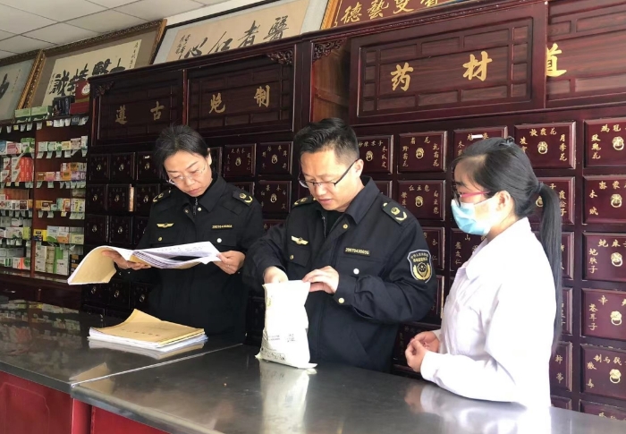 圖為檢查現場。