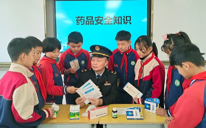 江西于都：安全用藥知識進校園 (1)